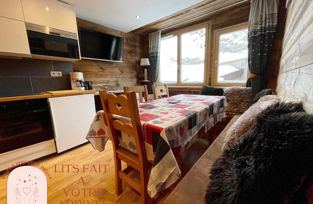 3 BEDROOMS, COCOONING, CENTER, CHALET STYLE, WELLNESS
