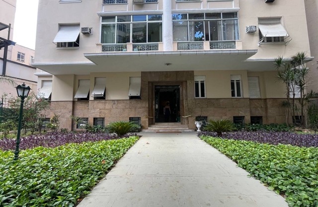 3 BEDROOMS IN RUA SÃO SALVADOR