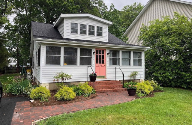 3 BR Pet Friendly Beverly Beach Cottage