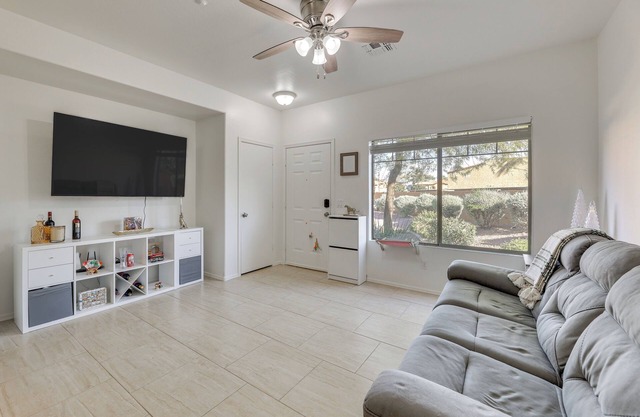 3 Mi to Dtwn: Mesa Townhome w/Patio