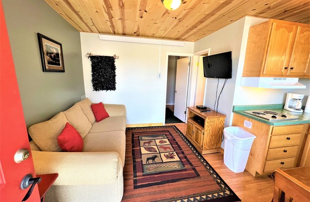 #3 Moose Cabin at Ponderosa Place