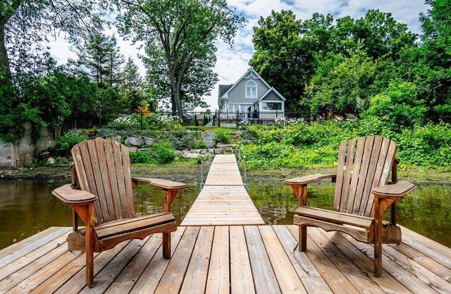 #350 Beautiful House in Boisbriand 5 bedrooms