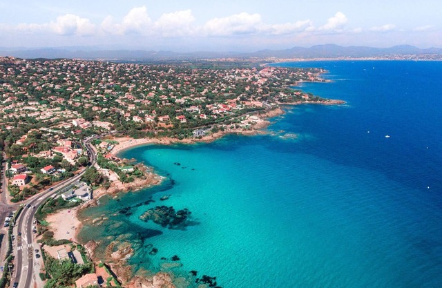 35m2 apartment in the seaside resort of Les Issambres.