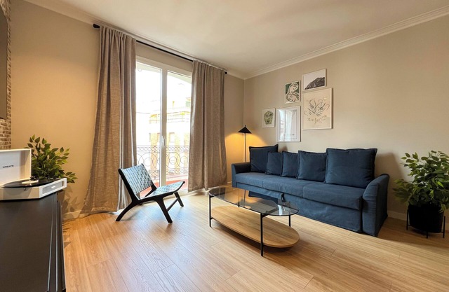 3Bed New & Modern Apartment