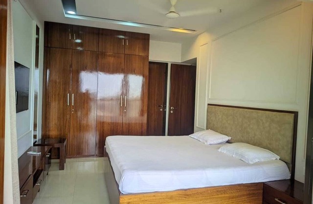 3BHK spacious, clean, cozy apartment at a prime and convenient location