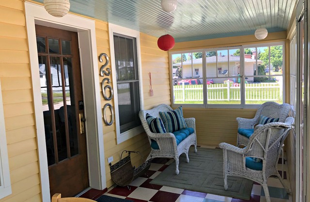 4 Bed home in downtown St.Ignace