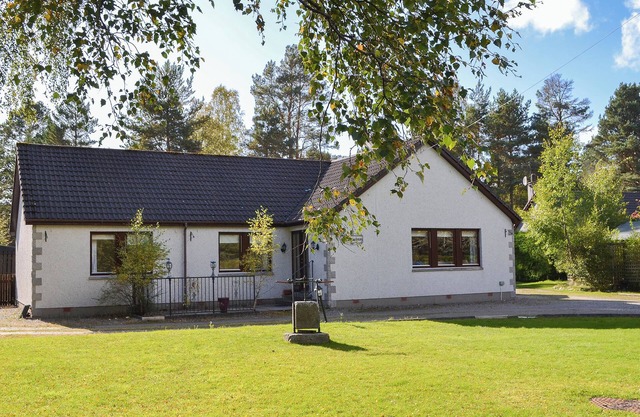 4 bedroom accommodation in Nethy Bridge, near Aviemore