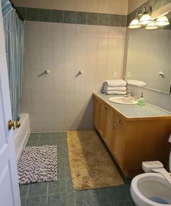 4 Bedroom Beautiful House