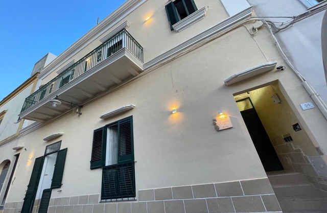 4 Bedroom Bed & breakfast in Alezio