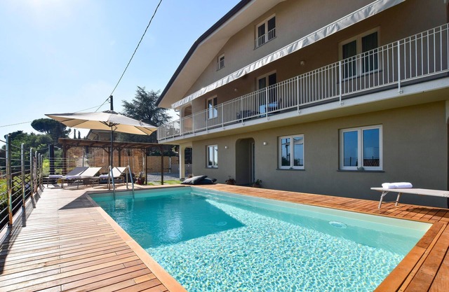 4 bedroom gorgeous home in Massarosa
