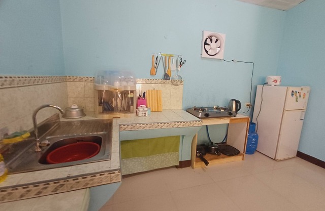 4-bedroom house in Coron Palawan with AC