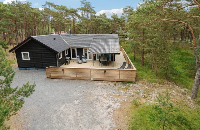 4 bedroom nice home in Nexø