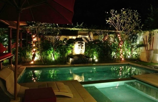 4 bedroom pool villa close to beach and all restaurants