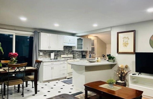 4-bedroom vacation home just 20 mins to NYS times Square.