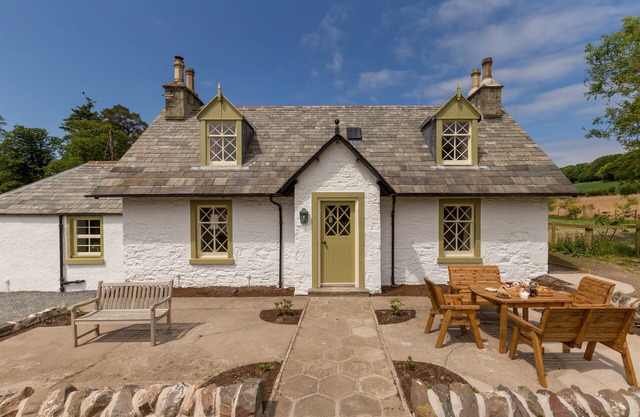 4* Coastal Estate Cottage/Log Burner/Beautiful Woodland Walks