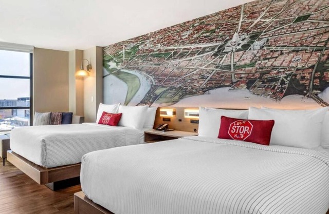 4 Family-Friendly Units, On-Site Restaurant, Pet-Friendly, Near National Mall