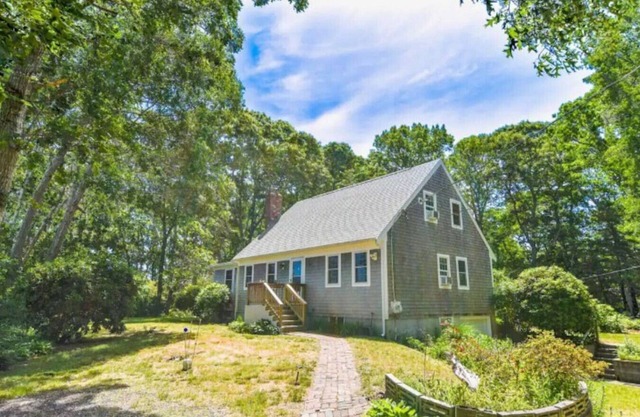 4-min to Beach | Outdoor Shower | Pet Friendly ☀️ 🏖 🐶