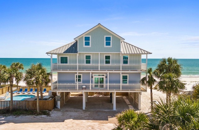 4 Palms: Beachfront, Private Pool, Pet-Friendly, Hot Tub – Sleeps 20