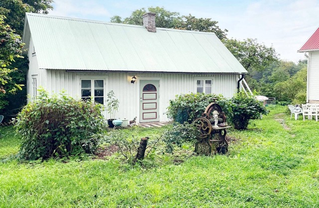 4 person holiday home in Køpingsvik-By Traum