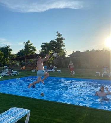 4 star resort in Sarinasuf