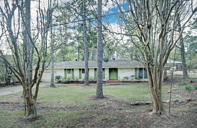 4BR City Retreat w/Fire Pit, BBQ & Free Parking