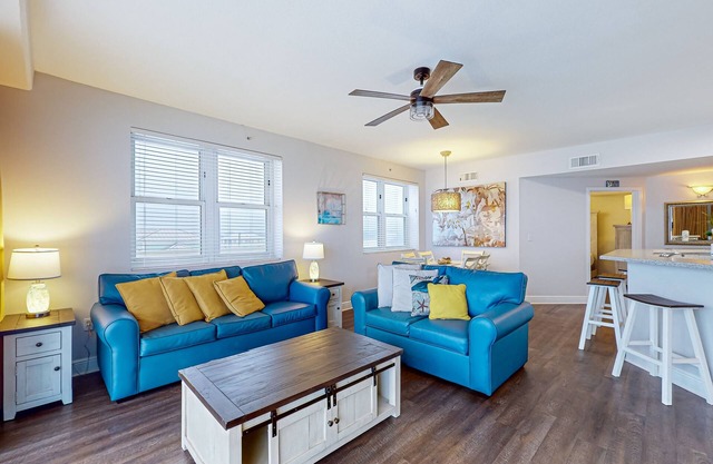 4th-Floor Condo w/Stunning Corner-End Beach View, Shared Pools, Hot Tub, & WiFi