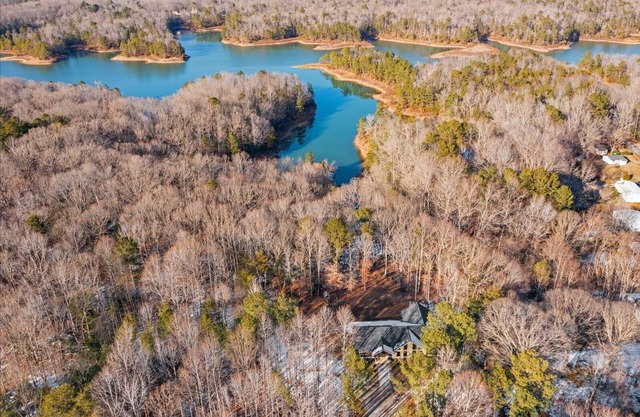 5-Acre Getaway close to HistoricTriangle