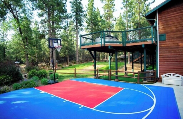 5 Bedroom, 10 Beds - Game Room, Basketball & Golf