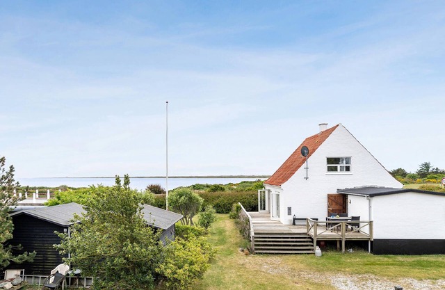 5 bedroom awesome home in Vestervig
