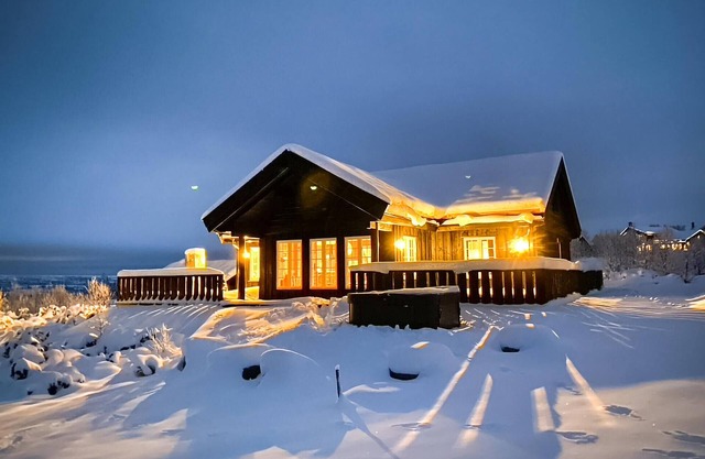 5 bedroom beautiful home in Gol