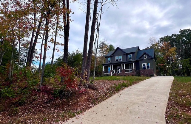5 Bedroom Family Home in Denver - Westport - Lake Norman