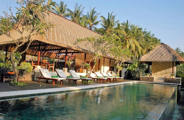 5 bedroom private villa with pool in Ubud, Bali