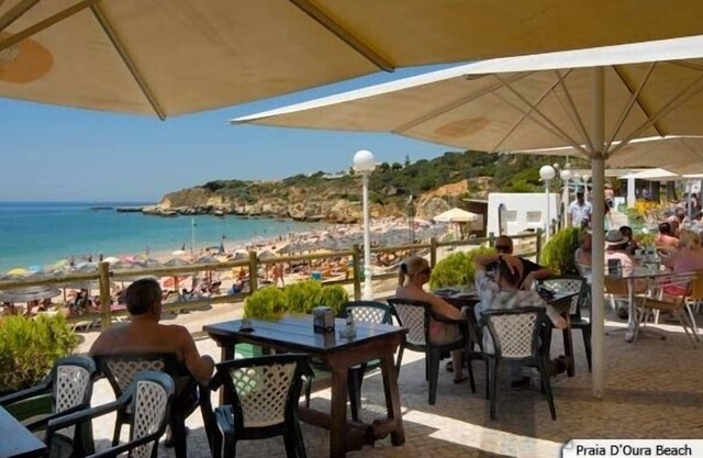 5 Bedroom Villa Andorinha Private Pool, Beside The Strip, Albufeira