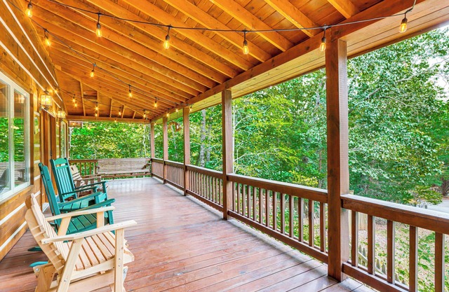 5 Mi to Blue Ridge Lake: Cabin w/Fire Pit!