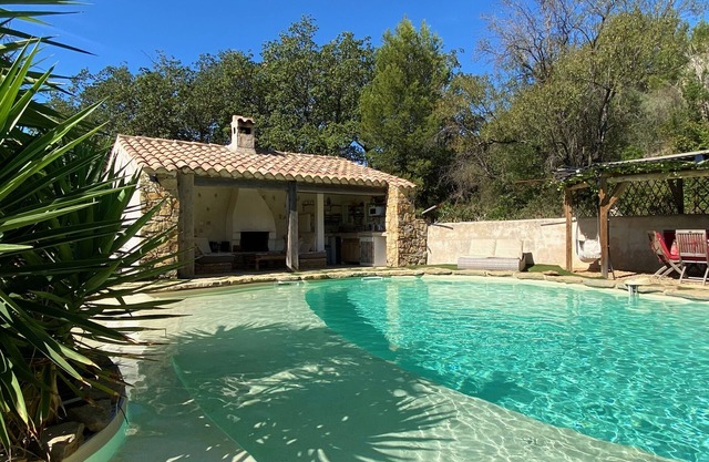 5* quiet surroundings, great swimming pool, air conditioning and beautiful views