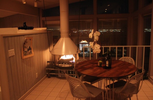 5000' high, Exotic suite with views and hike