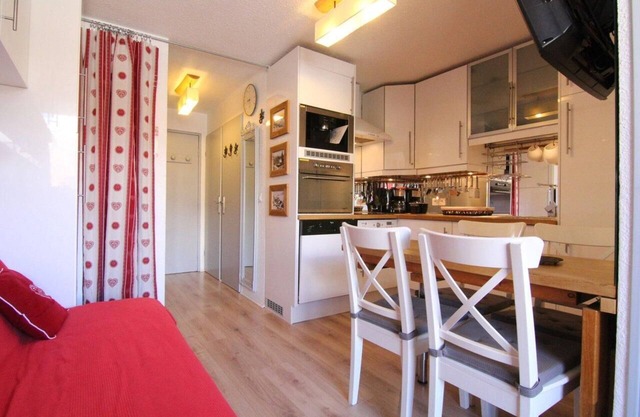 50m from ski slopes, 2nd floor, balcony, tv, ski locker, 25m², Alpe d'Huez