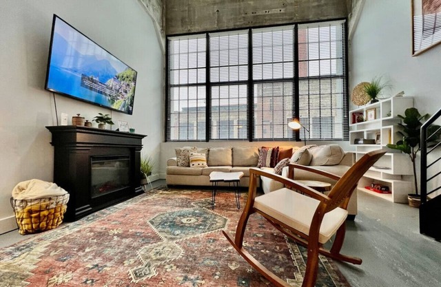 5106 Peters Cartridge Factory · New renovated Loft in Old factory by Kings Island