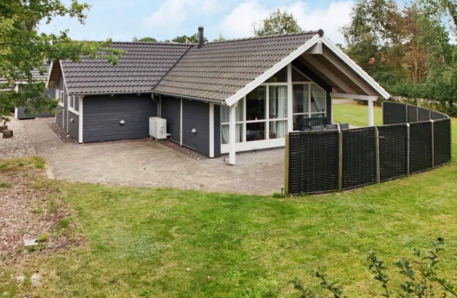 6 person holiday home in Store Fuglede-By Traum