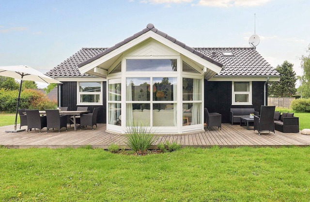 6 person holiday home in Væggerløse-By Traum