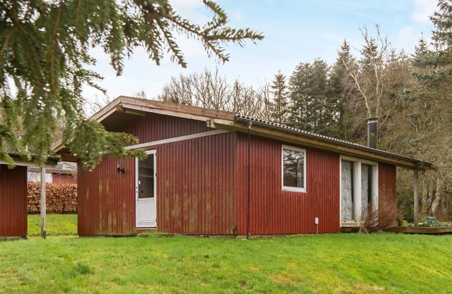 6 person holiday home in Fårvang