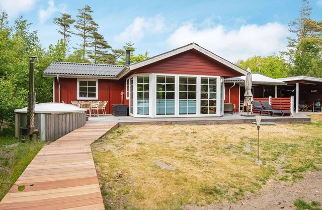 6 person holiday home in Hemmet