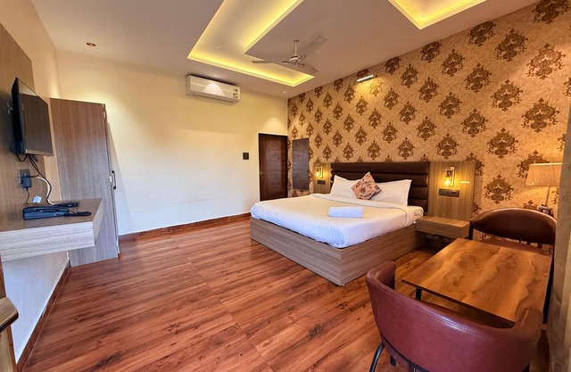 7 Hills Resort