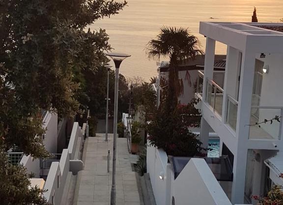 7a Clifton Steps