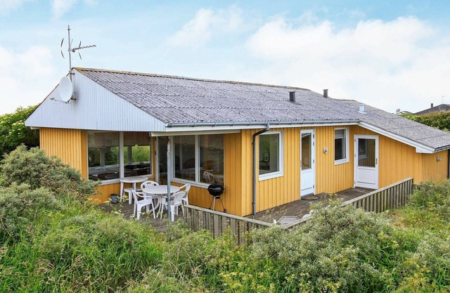 8 person holiday home in Hjørring-By Traum
