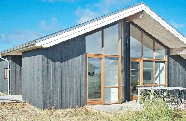 8 person holiday home in Ulfborg-By Traum