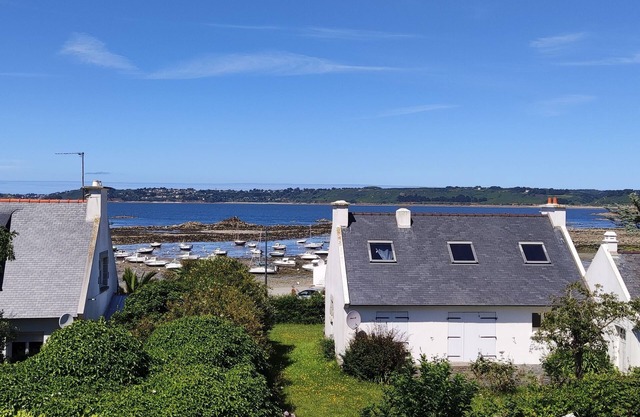 8 person house with sea view - Pink Granite Coast - beach at 30m