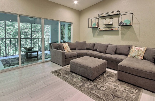 808 Mariners Club | 4 Bed, 3.5 Bath