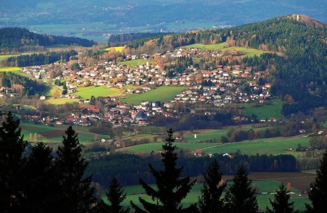 80qm große FeWo mit Balkon und tollem Ausblick