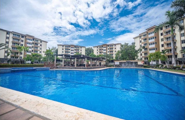 9-26 Jaco Beach Beautiful Costa Linda Condo penthouse with pool view, coworking